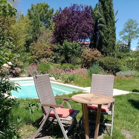 Les Passiflores Roussillon (Vaucluse) Exterior foto