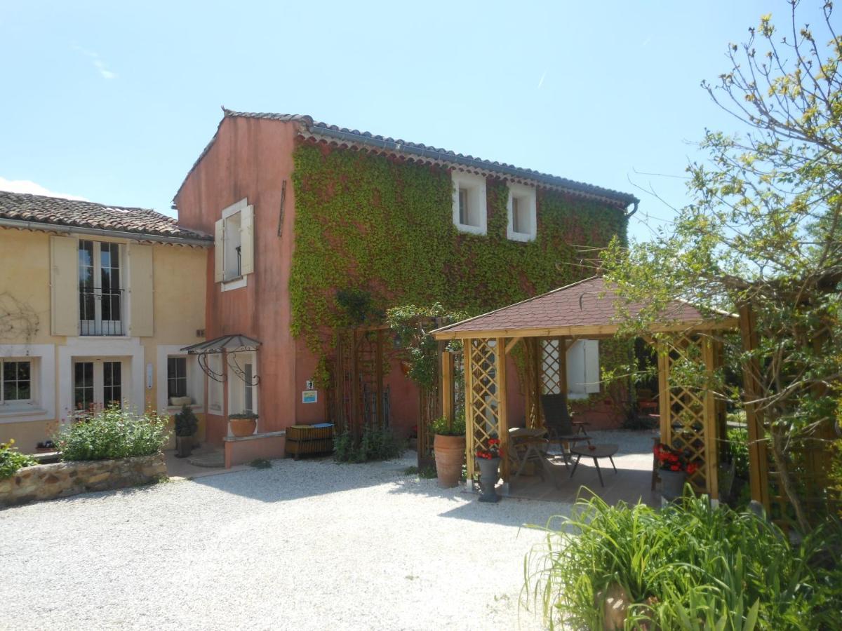 Les Passiflores Roussillon (Vaucluse) Exterior foto