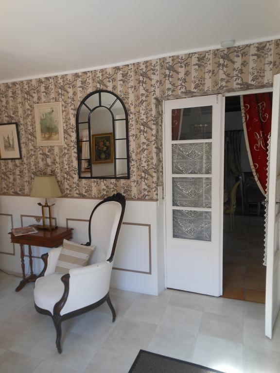 Les Passiflores Roussillon (Vaucluse) Exterior foto