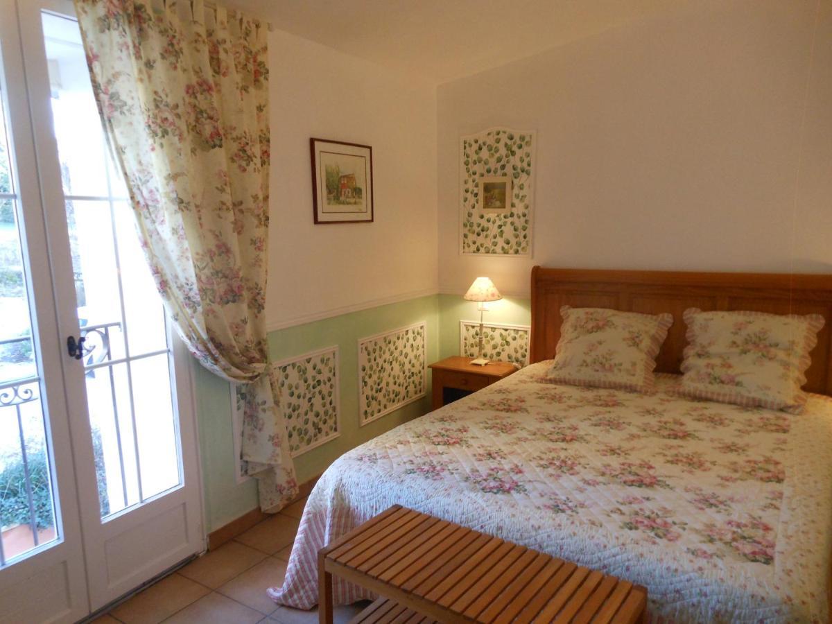 Les Passiflores Roussillon (Vaucluse) Exterior foto