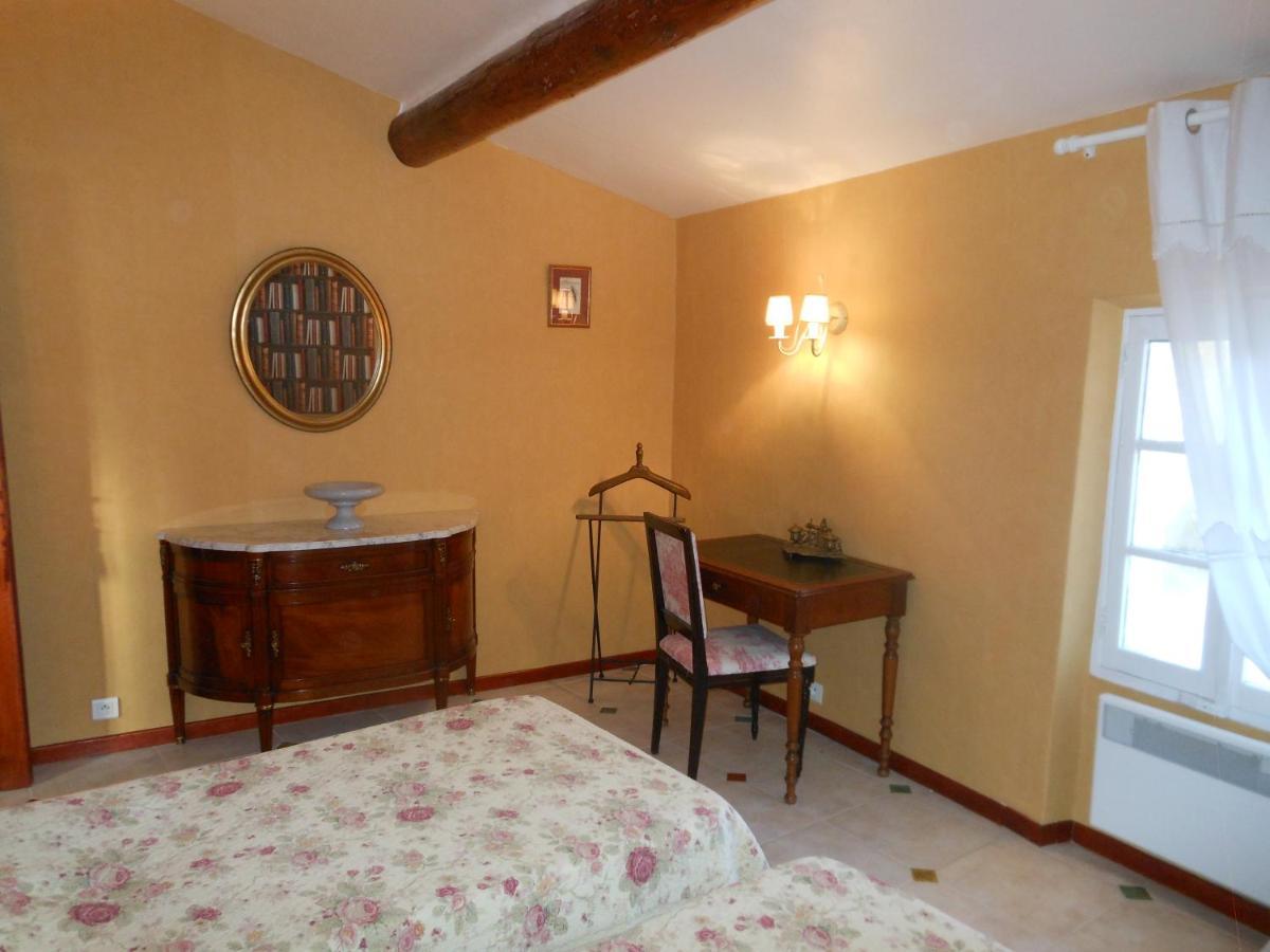 Les Passiflores Roussillon (Vaucluse) Exterior foto