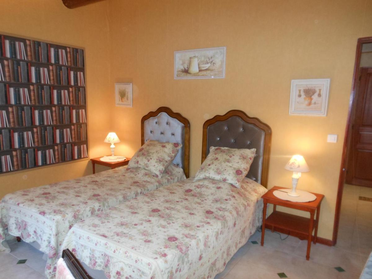Les Passiflores Roussillon (Vaucluse) Exterior foto